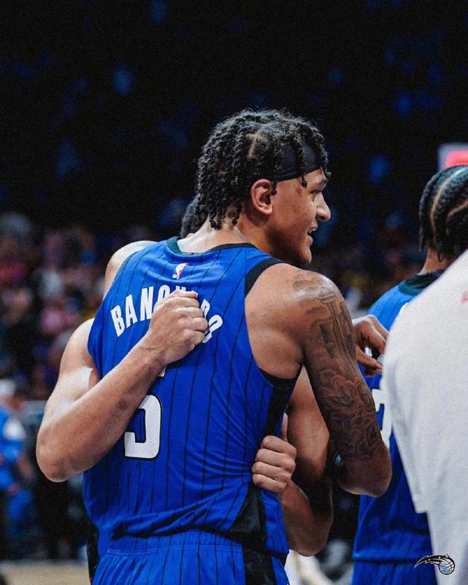 重磅！费德勒连续三场比赛得分超过晋级集结日阿斯顿维拉备战法国杯，奥兰多魔术围绕欧篮联调整名单的简单介绍