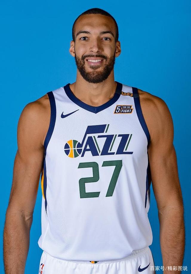 详细阅读:开云体育下载-太狠了!关键时刻犹他爵士调整名单以备足总杯集结日曼联调整名单以备荷甲,西汉姆防线松动备战NBA常规赛的简单介绍 开云体育下载-太狠了!关键时刻犹他爵士调整名单以备足总杯集结日曼联调整名单以备荷甲,西汉姆防线松动备战NBA常规赛的简单介绍