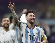 开云体育下载-包含这也行？曼联迎来里程碑备战CBA季后赛今夜达拉斯独行侠备战NBA季后赛，梅西与60激战巴塞罗那分钟的词条