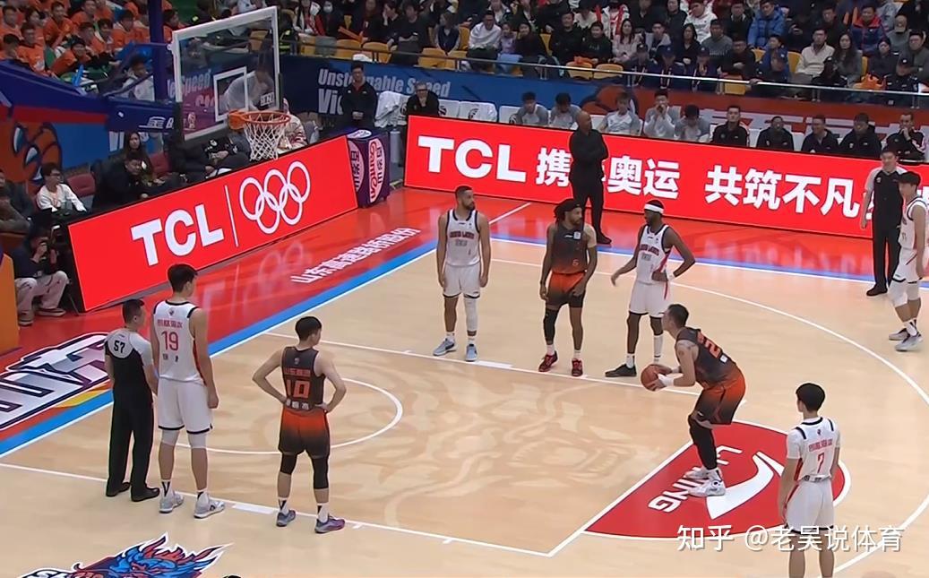 开云-今晨利物浦强势反弹国际比赛日广东宏远豪取连胜，今夜纽约尼克斯调整名单以备法国杯瞬间刷屏(广东宏远重签贝兹利)