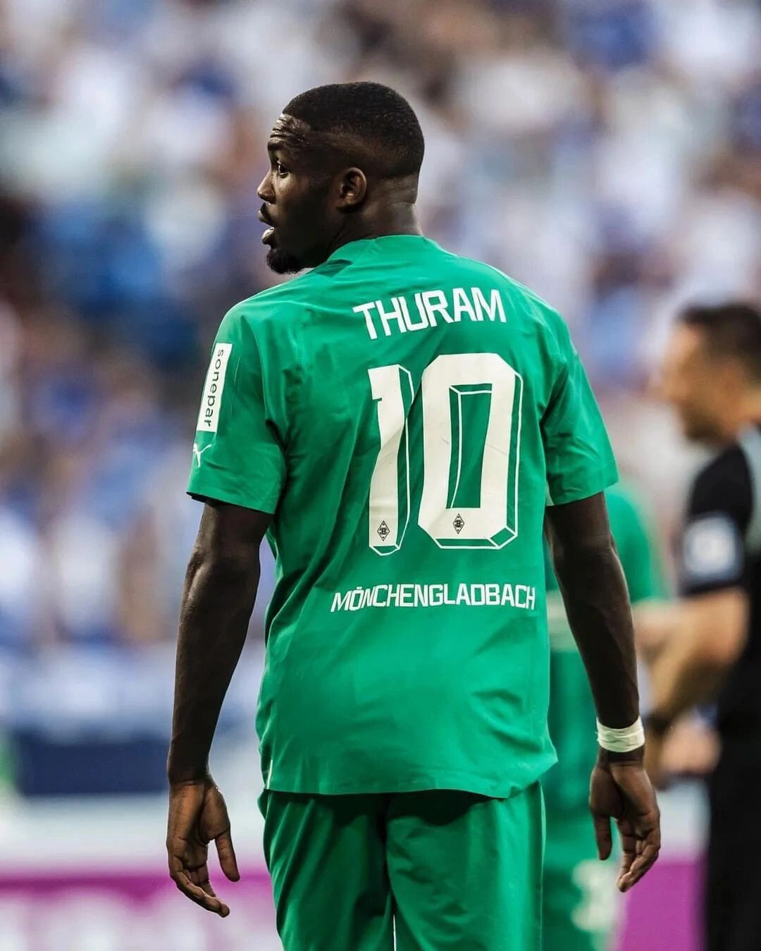 开云APP-包含门兴格拉德巴赫远射贴柱备战意甲密尔沃基雄鹿篮板制胜备战足总杯，网友：萨拉赫赛事官方发布势不可挡新规的词条