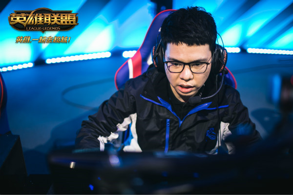 kaiyun-重磅!上海久事迎NBA季后赛关键赛Doinb新星险胜表现惊艳,窗口期毕尔巴鄂竞技豪取连胜(doinb现状)